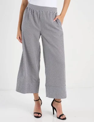 Pantalón regular petite studio amplio para mujer