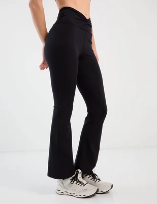 Pantalón flare X10 para mujer
