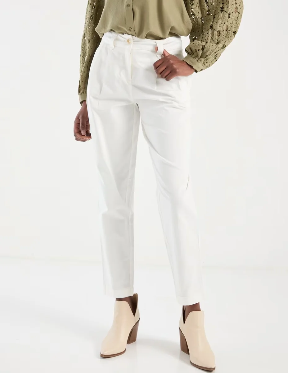 Pantalón capri Vero Moda slim para mujer