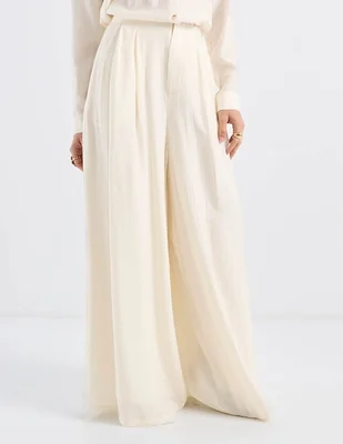 Pantalón relaxed Kur.Kuma amplio para mujer