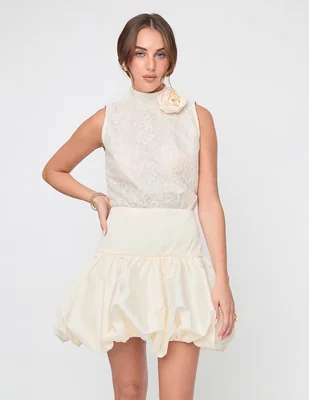 Falda mini Linea Pura a la cintura