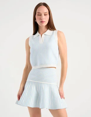 Falda corta steve madden a la cintura alta