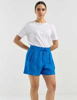 Short con bolsillos Athleta para entrenamiento mujer
