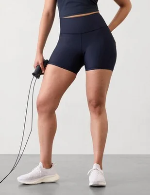 Short con bolsa Athleta para entrenamiento mujer