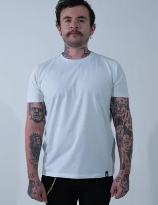 Playera Stkm Company Esenciales cuello redondo para hombre