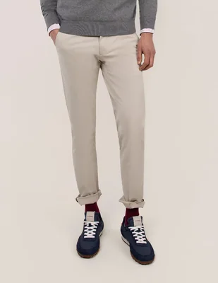 Pantalón casual chino regular el ganso de algodón y elastano para hombre