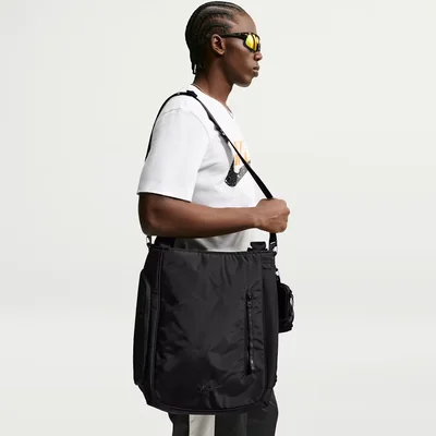 Nike Commute