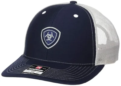 GORRA ARIAT azul marino con logo cuero y malla snapback