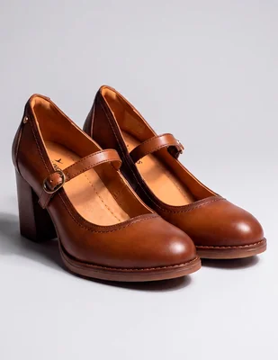 Zapatilla de piel pikolinos palencia