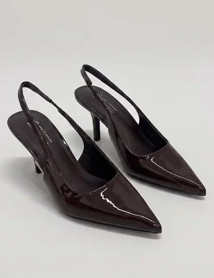 Zapatilla de tacón call it spring solle