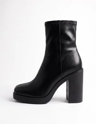 Bota arriba del tobillo madden girl para mujer
