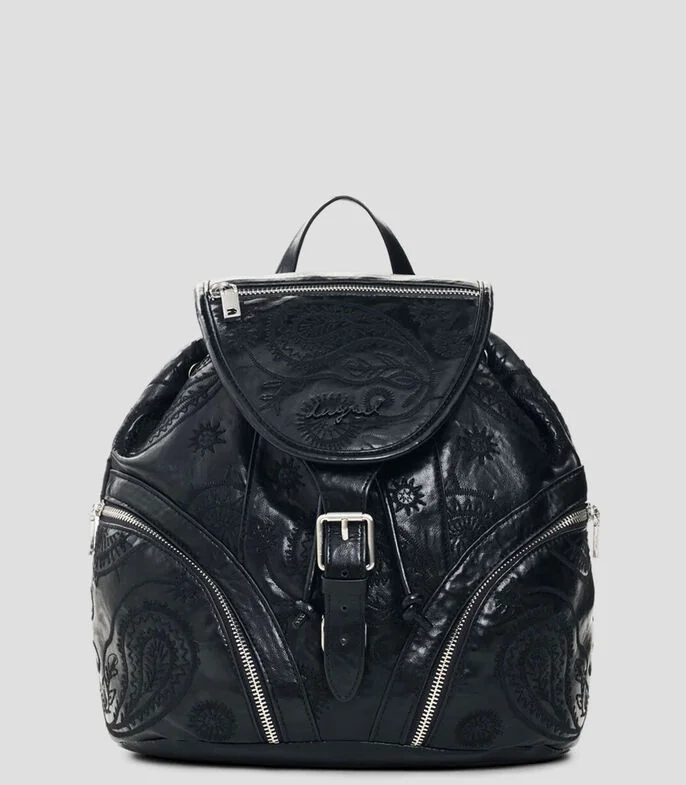 Mochila negra con grabados Mujer
