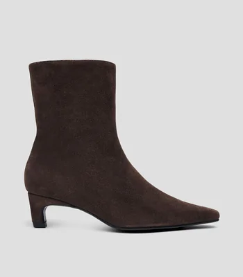 Botines Ambar café en ante con tacón delgado Mujer
