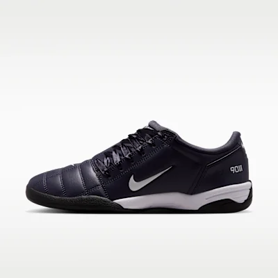 Nike Total 90
