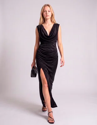 Vestido largo de fiesta escote medio