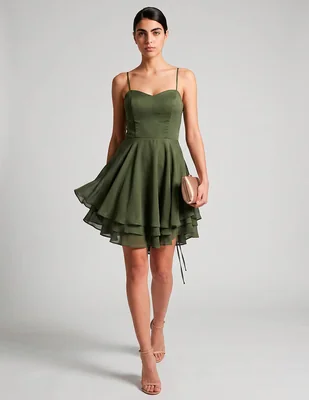 Vestido arriba de la rodilla de fiesta escote corazón