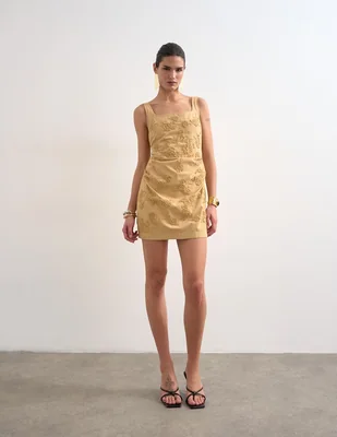 Vestido corto casual para mujer