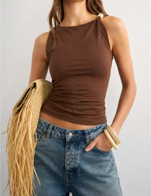 Top cuello redondo
