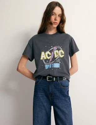 Playera manga corta cuello redondo para mujer
