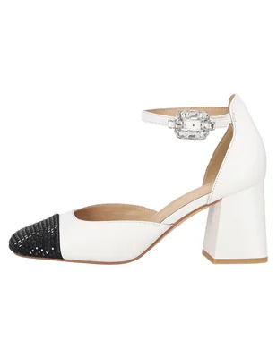 Zapatilla de piel