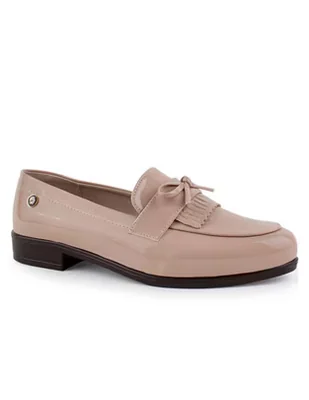Zapato de charol para mujer