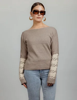 Suéter cuello ojal para mujer