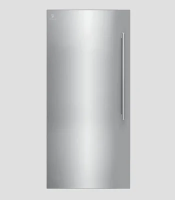 Congelador Electrolux de una puerta de 19 pies cubicos