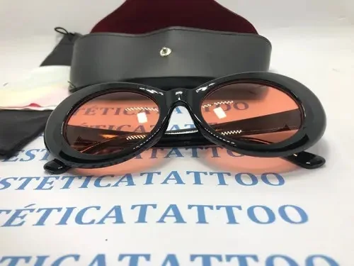 Lentes de Sol Ovalados Estilo Retro