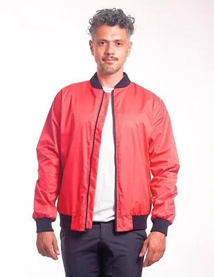 Chamarra bomber impermeable con bolsillos para hombre