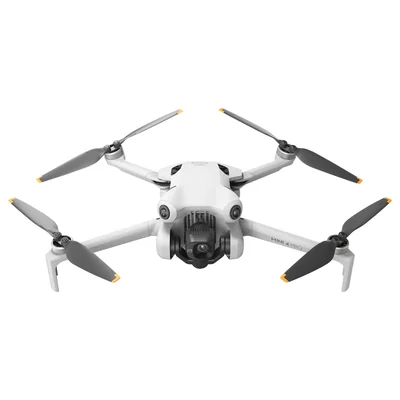 Drone DJI Mini 4 Pro Fly More Combo Plus con control RC 2 pantalla integrada color gris