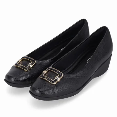 Zapato con Cuña Piccadilly Negro con Aplicación Herraje para Mujer