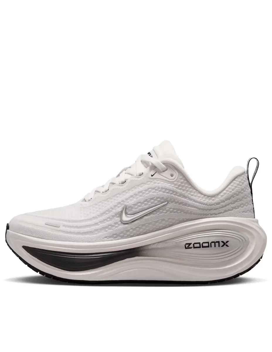 Tenis Vomero Plus Ess para correr de mujer