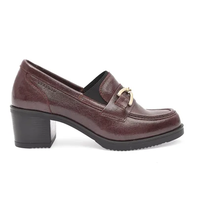 Zapato Shootie con Tacón Baerchi Vino con Aplicación Herraje para Mujer
