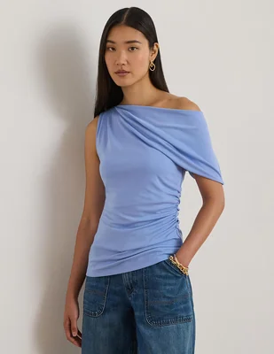 Playera cuello asimétrico para mujer