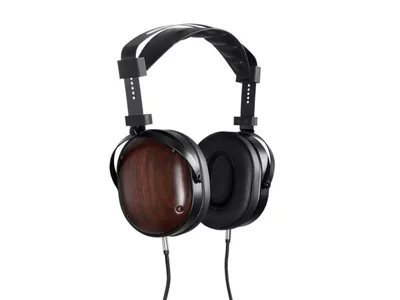 Auriculares Planar Magnéticos Monolith Over‑Ear - Driver de 66 mm Diseño Cerrado Almohadillas Cómodas para Estudio/Profesional 20 Ω Potencia Máxima