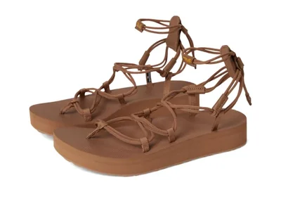 Sandalia Teva Midform Infinity para mujer color Lion talla 7 M US