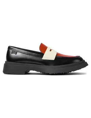 Zapato de piel para mujer
