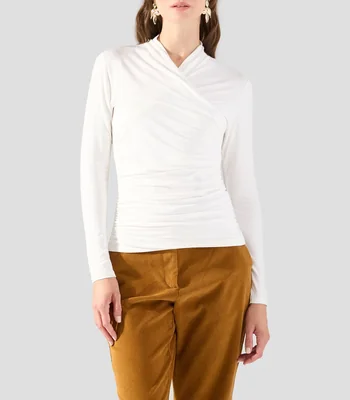 Playera cuello V manga larga lisa Mujer