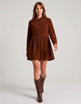Vestido corto casual para mujer