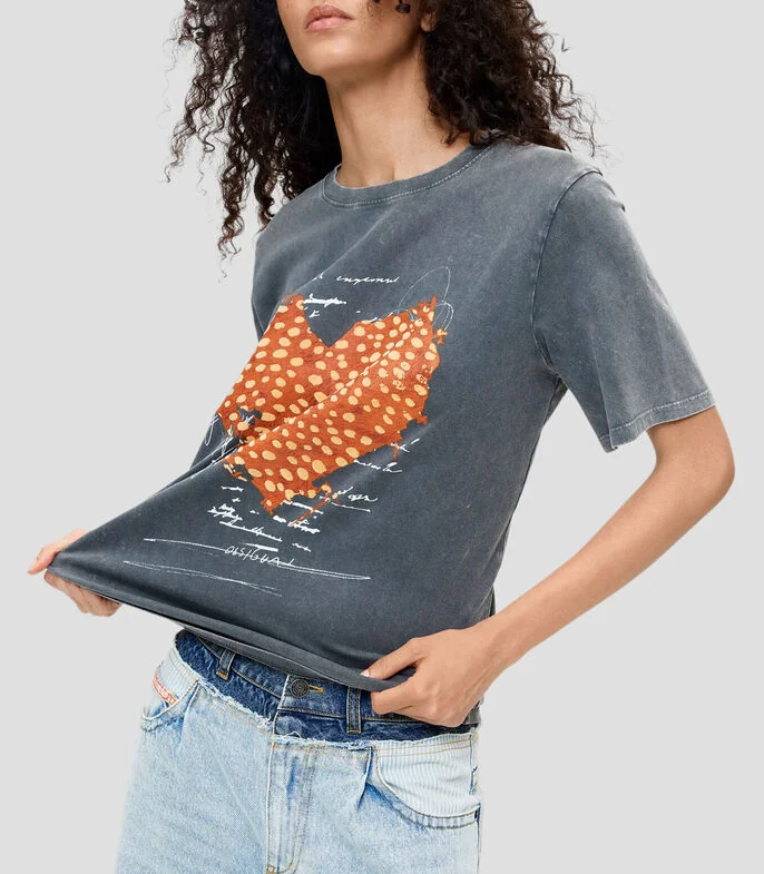 Playera cuello redondo manga corta estampada Mujer