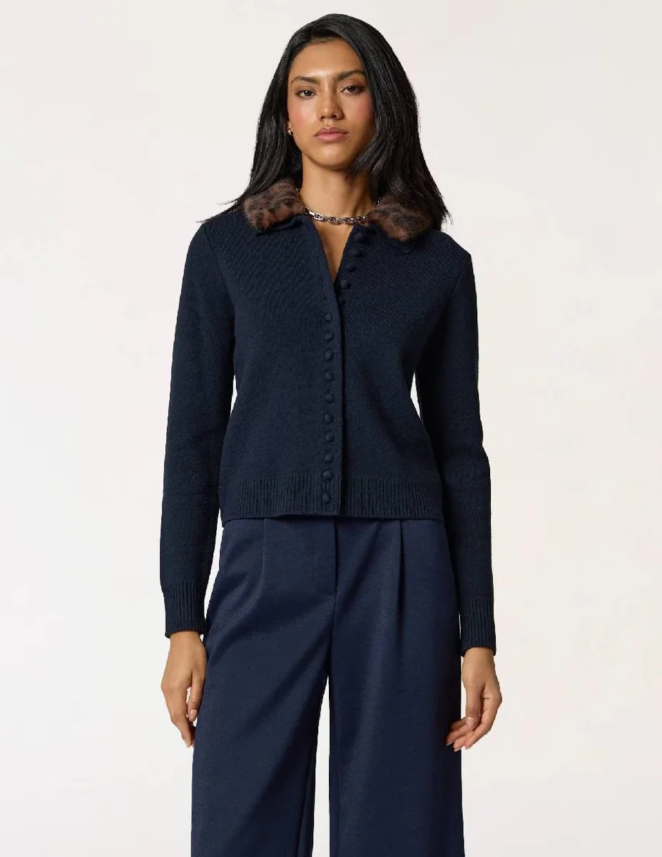 Suéter cuello camisero para mujer