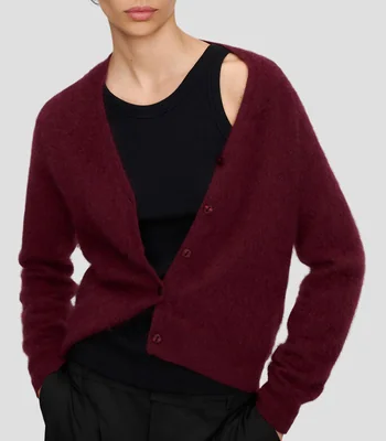 Suéter cuello V liso Mujer