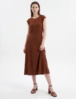 Vestido midi casual manga corta para mujer