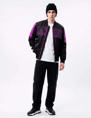 Chamarra con bolsillos para hombre