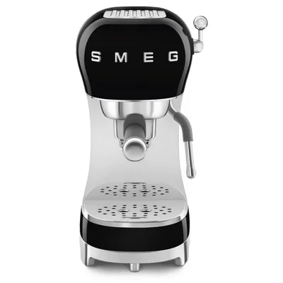 Máquina de espresso Smeg 15 bares negra 120V