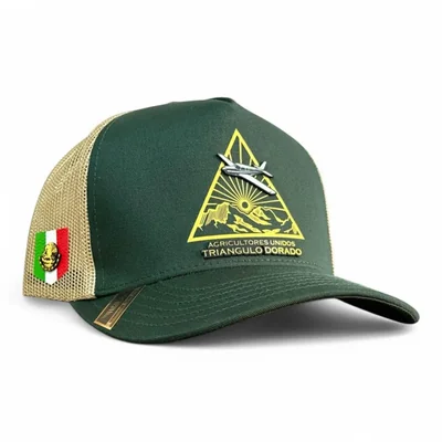 Gorra Vago Style Triángulo Dorado snapback verde con dorado