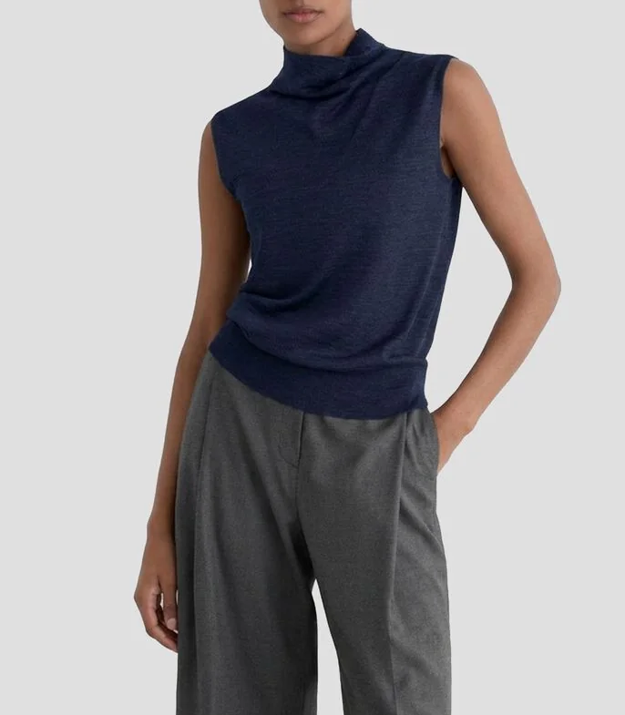 Blusa lisa sin mangas Mujer