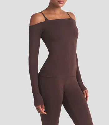 Top liso manga larga Mujer