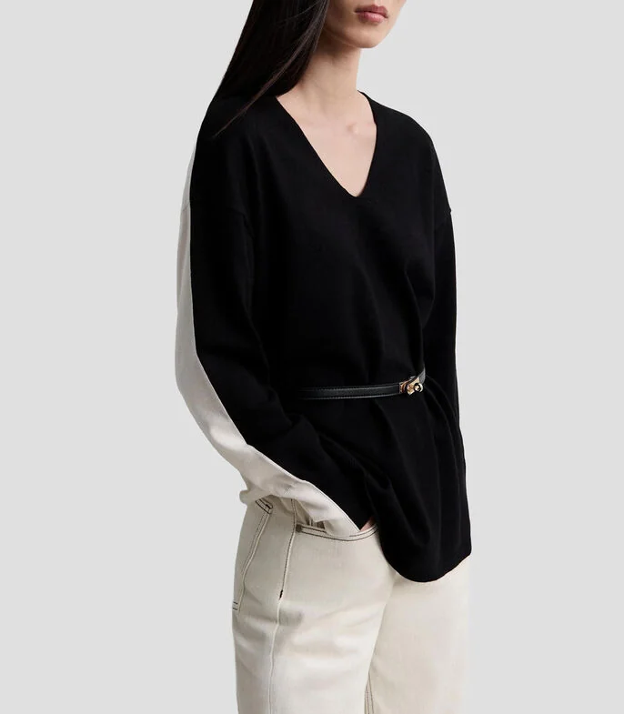 Suéter cuello V Mujer