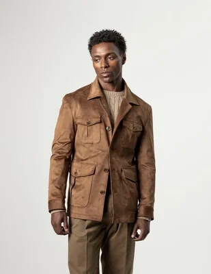 Abrigo con bolsillos para hombre